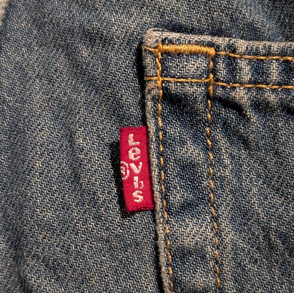 Levi's Overalls Women's Small Two Horse Brand Bib Shorts Denim - Picture 7 of 12